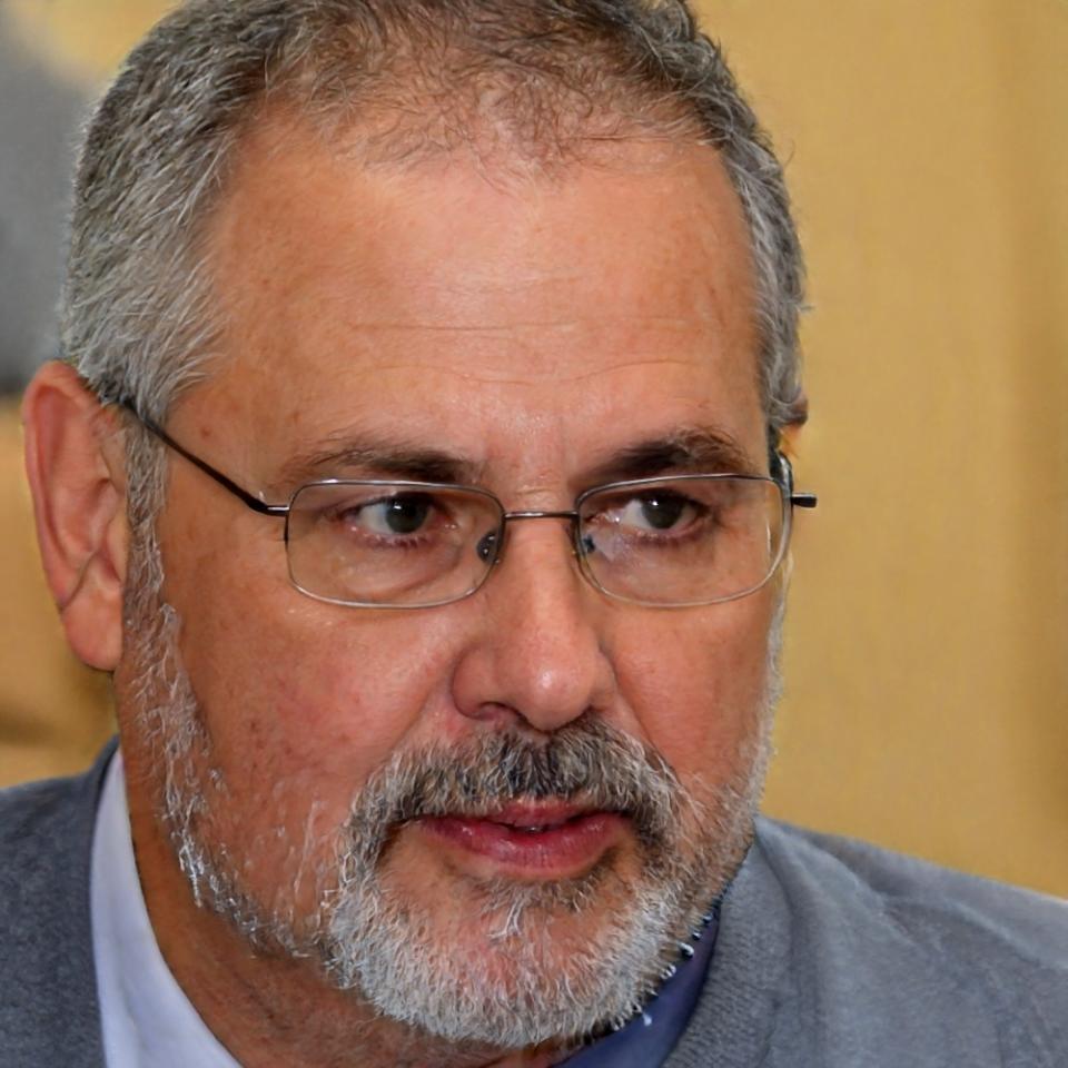 Lennart Vossler, Finanzleiter